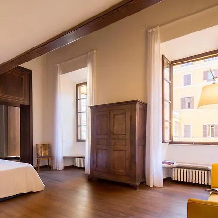 Casa de Férias Palazzo Berardi: Renaissance Downtown Luxury *