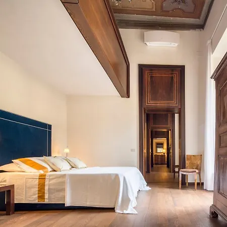 בית נופש Palazzo Berardi: Renaissance Downtown Luxury