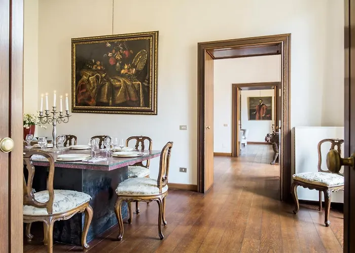 Palazzo Berardi: Renaissance Downtown Luxury Сasa de vacaciones