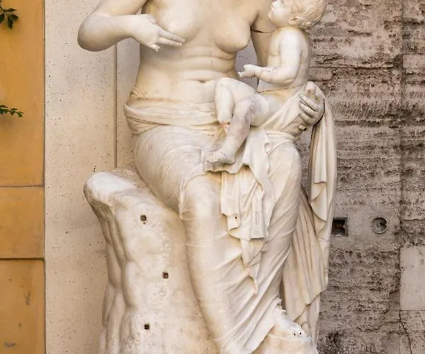 Palazzo Berardi: Renaissance Downtown Luxury Сasa de vacaciones *