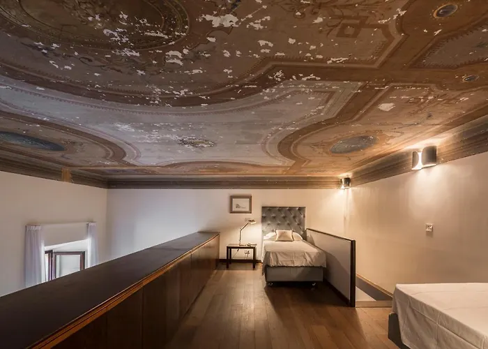 Palazzo Berardi: Renaissance Downtown Luxury * Roma